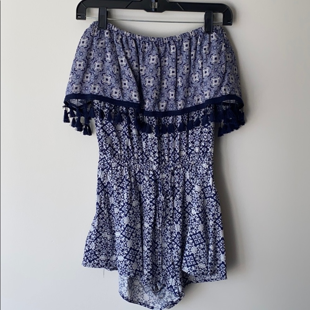 BB Dakota off the shoulder Romper